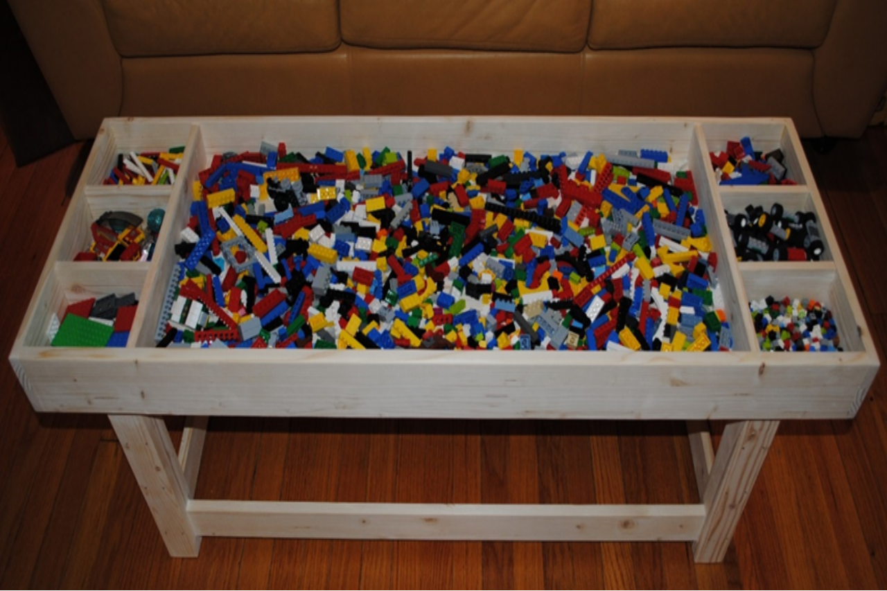 Table completed, holding all the lego pieces.